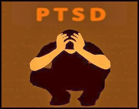 What are the signs and symptoms of PTSD?